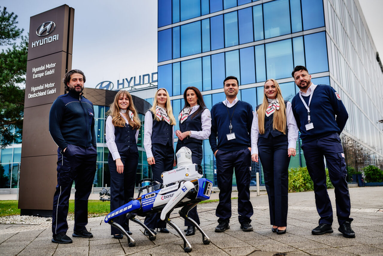 Gesamtanbieter CIBORIUS Gruppe Team vor Hyundai Standort Deutschland